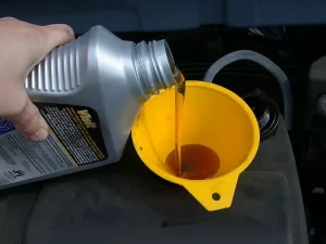 Cara membuka usaha ganti oli motor